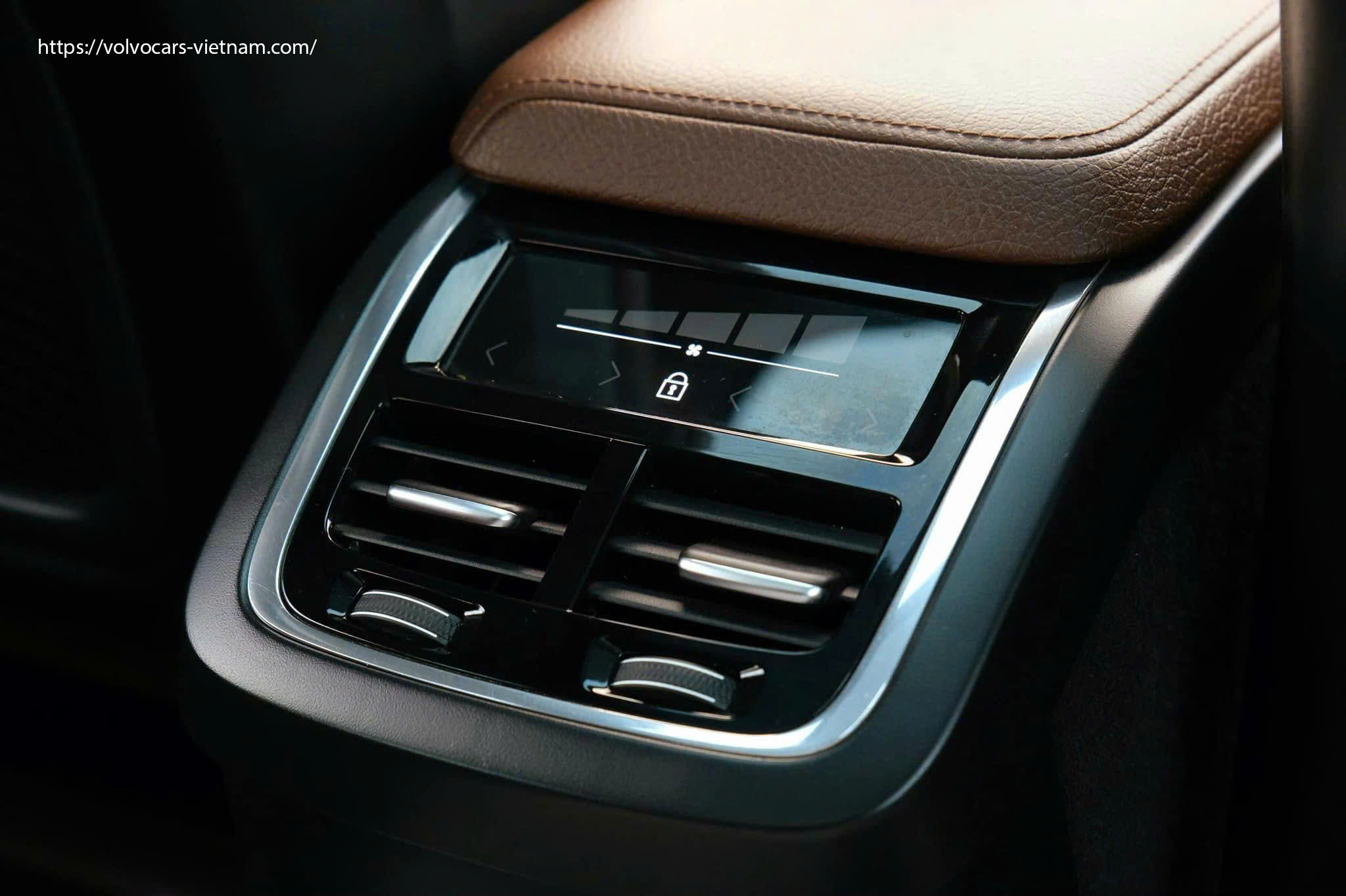 dieu hoa volvo xc60
