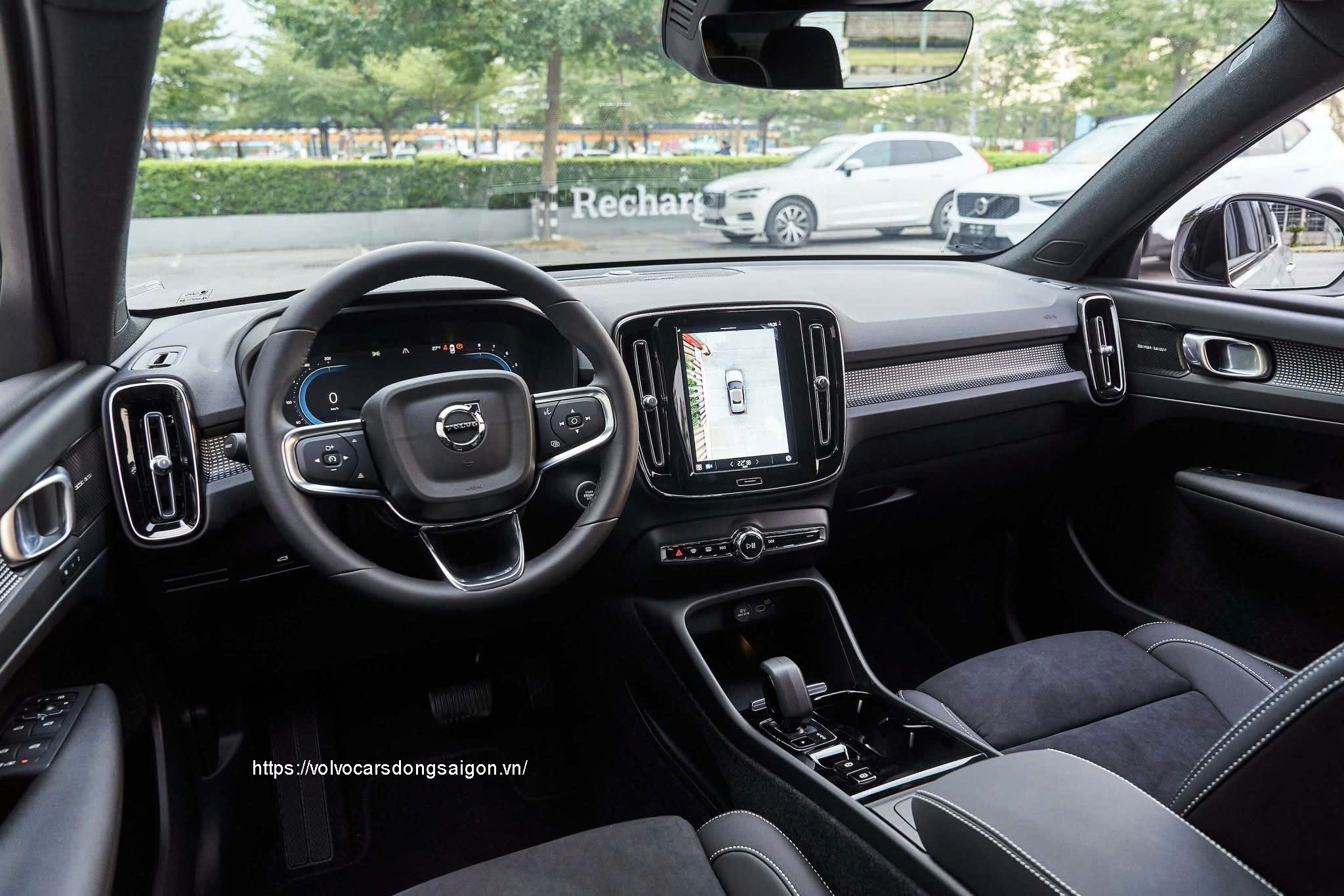 noi-that-xc40-volvo