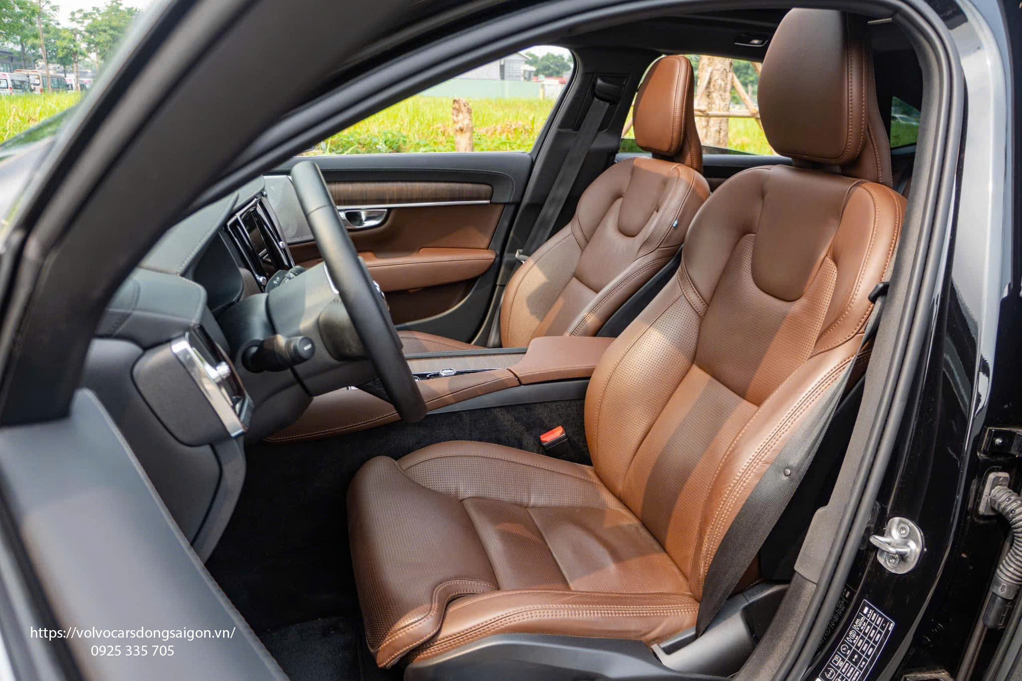 volvo-s90-noi-that-ghe-da