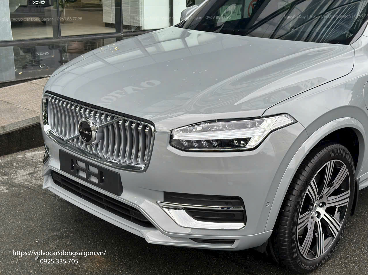 volvo-xc90-ngoai-that-luoi-tan-nhiet