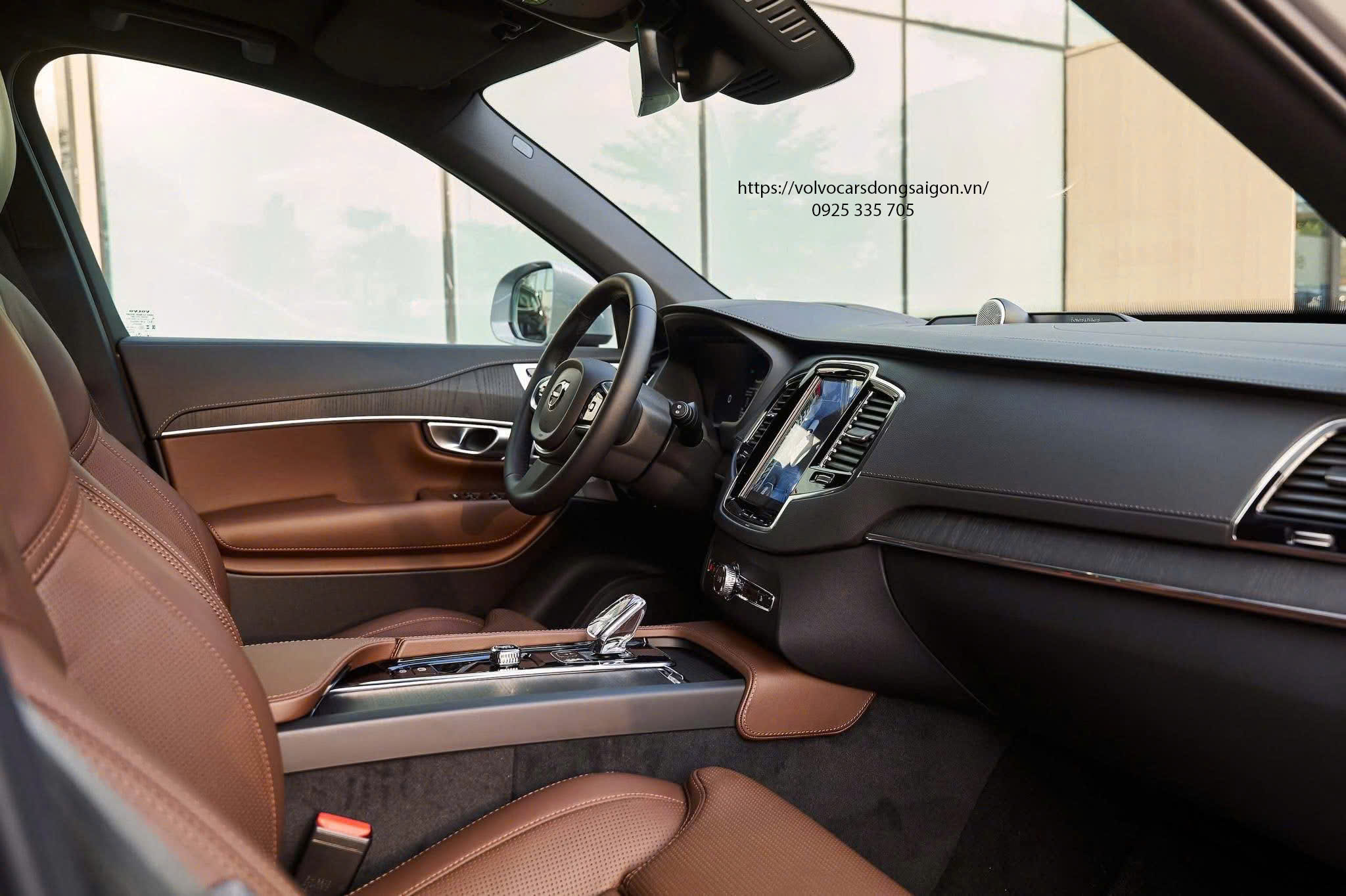 volvo-xc90-noi-that-