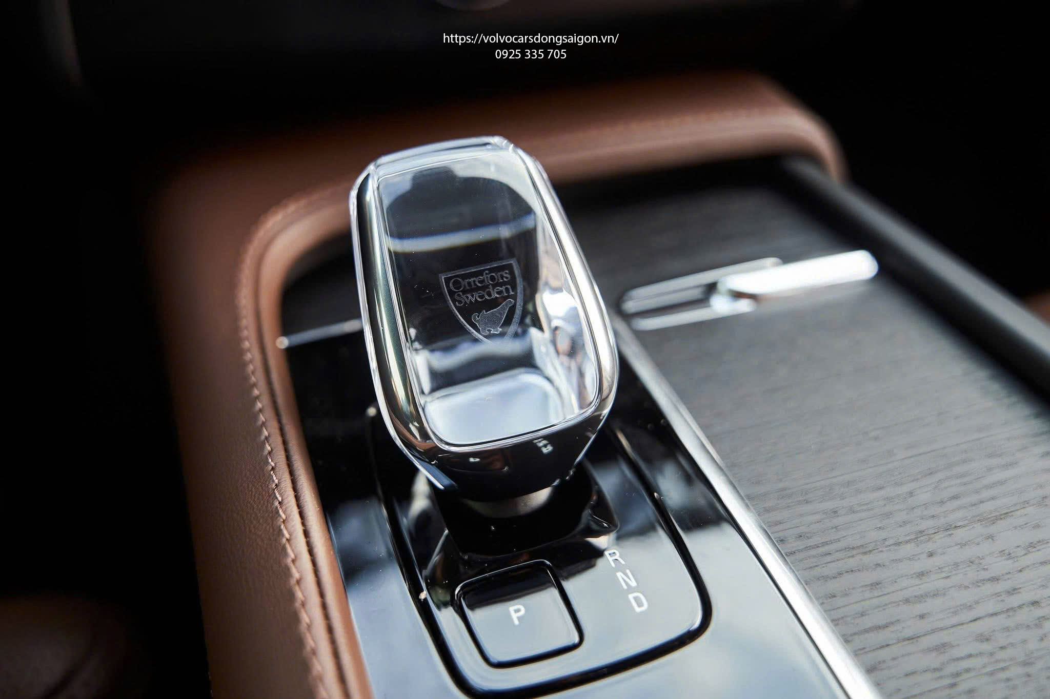 volvo-xc90-noi-that-can-so-pha-le