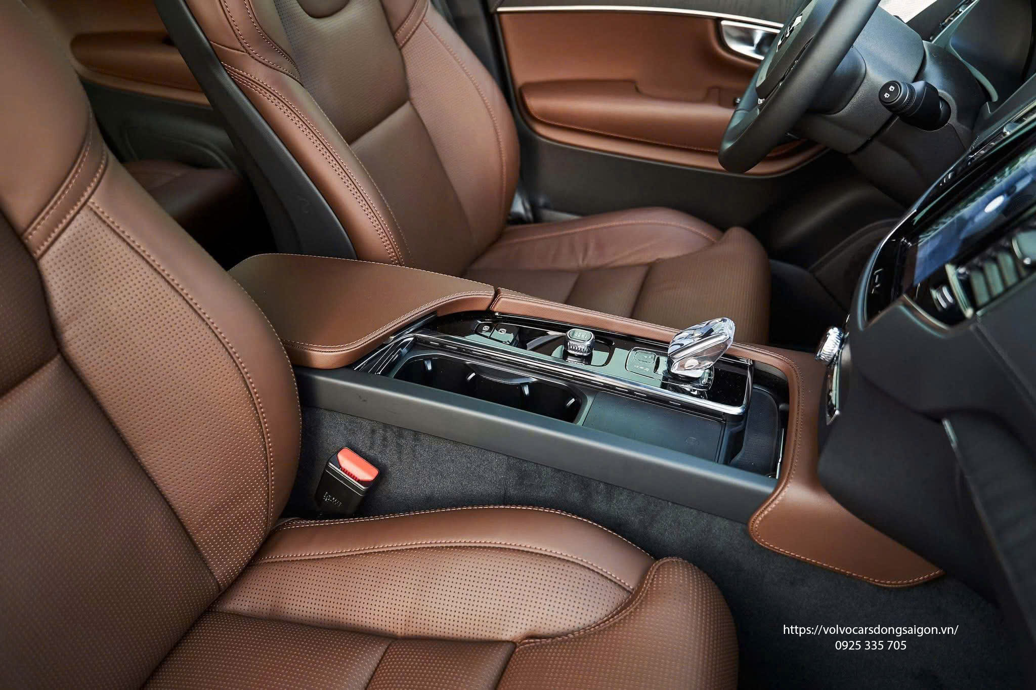 volvo-xc90-noi-that-ghe-da--