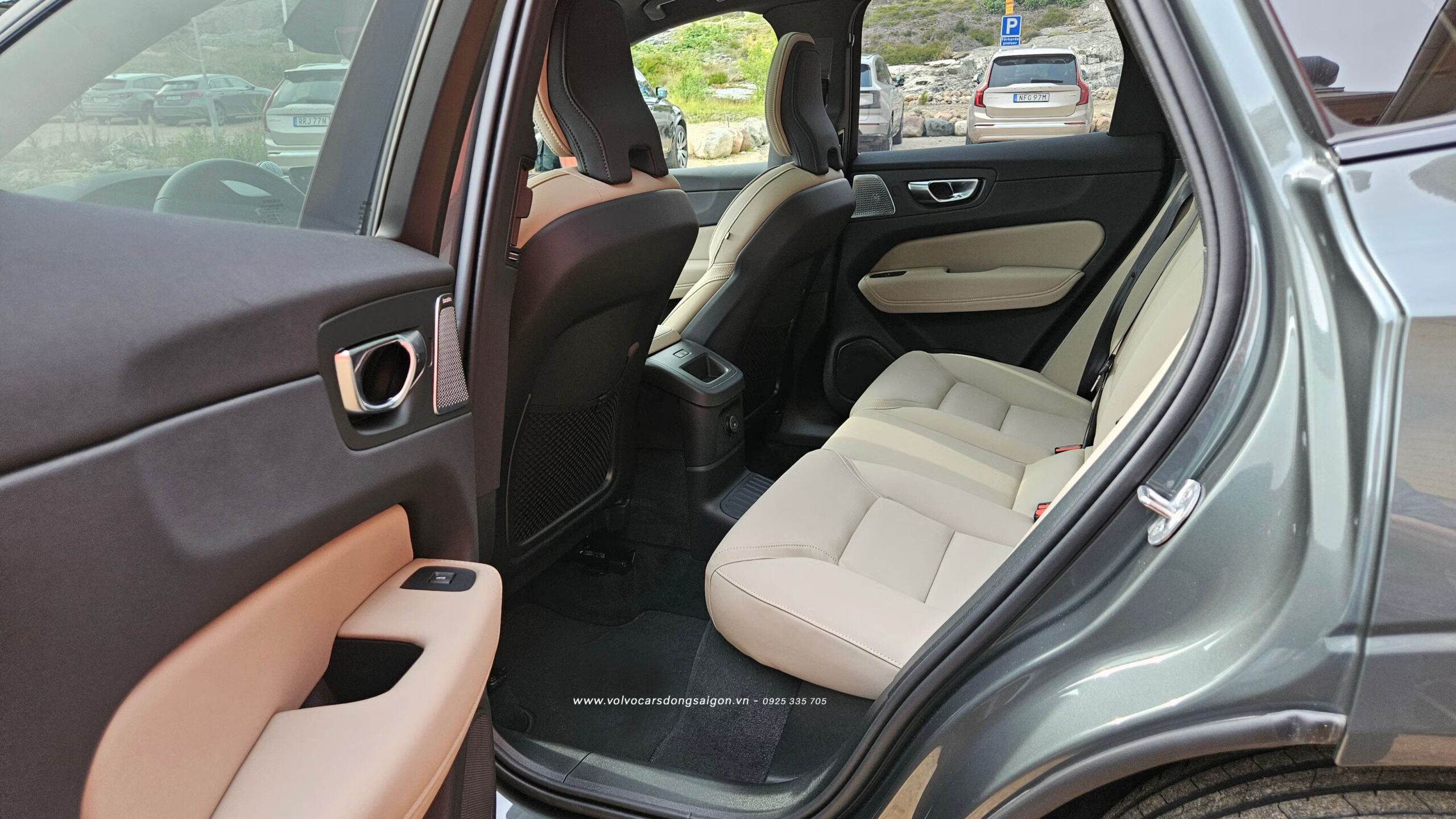 XC60-ultra-2026-noi-that-10