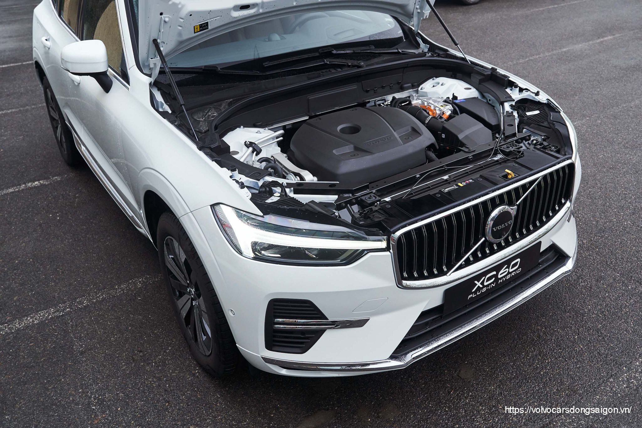Động cơ Volvo XC60 Plug-in Hybrid