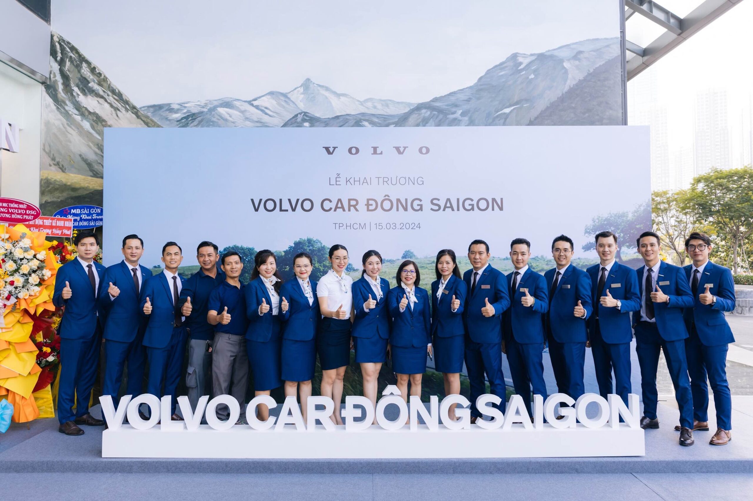 volvocarsdongsaigon.vn